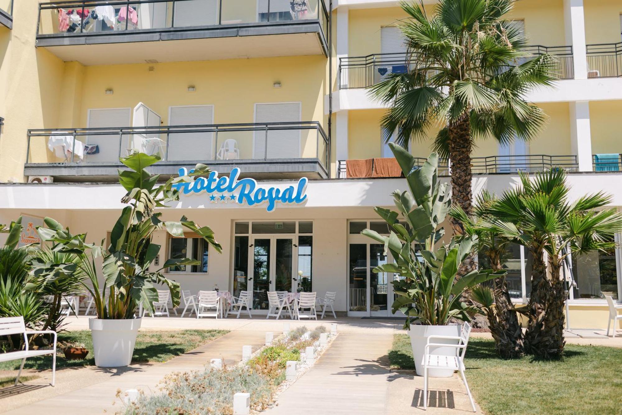 Hotel Royal 卡托利卡 外观 照片